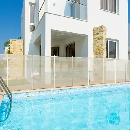 Faros Villa