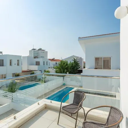 Faros Villa *