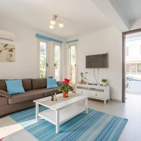 Villa Faros Larnaca