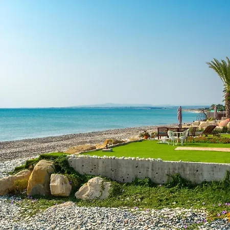 Villa Faros Larnaca